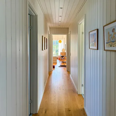 Modern At Gedesby *